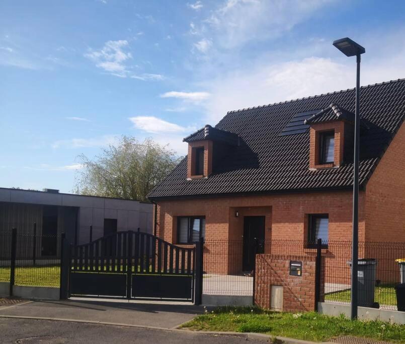 Maison Individuelle, Campagne, 3 Chambres, Baignoire Balneo 2 Places Genech Екстер'єр фото